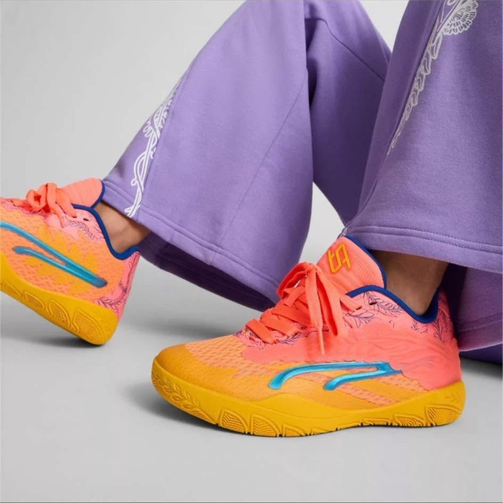 Women's Orange and Pink Athletic Shoes